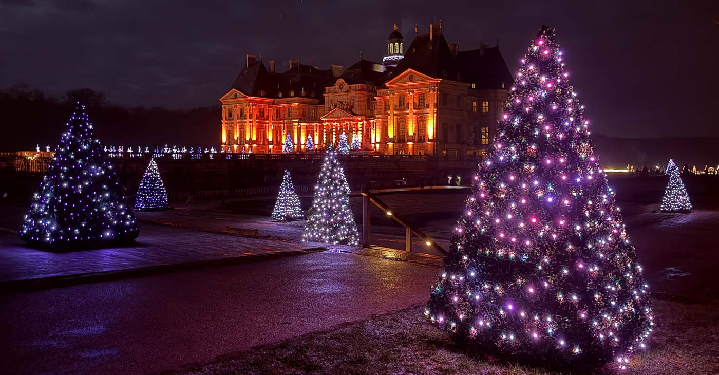 The Seine: Holiday Magic